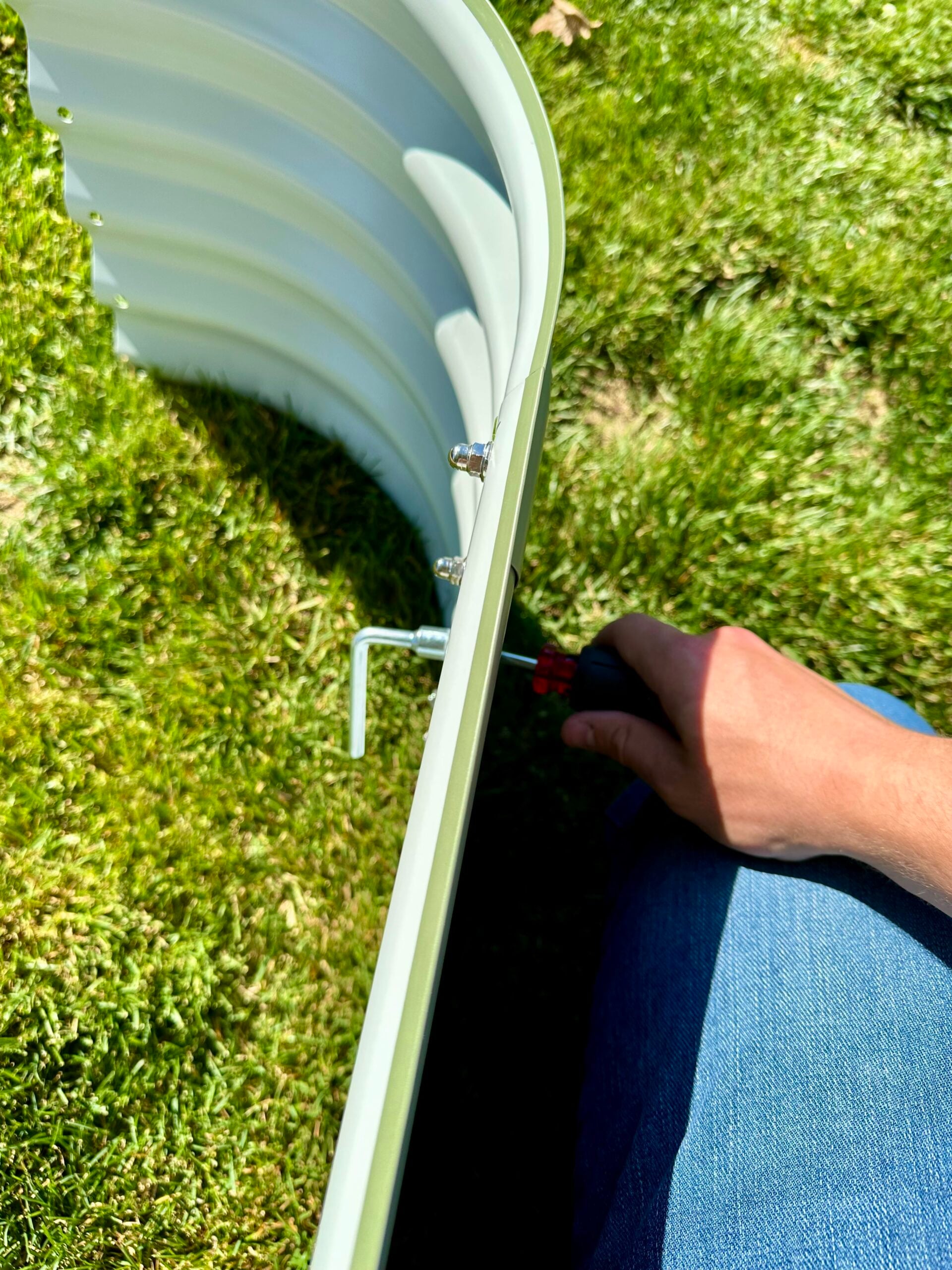 Assembling a raised bed